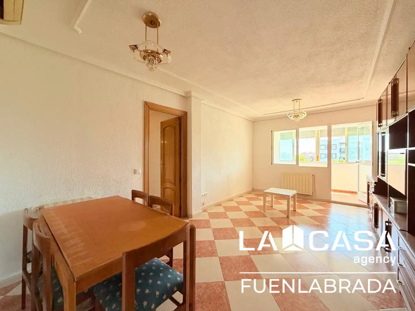 Vista exterior de Piso en venta en Fuenlabrada con Aire acondicionado, Calefacción y Terraza