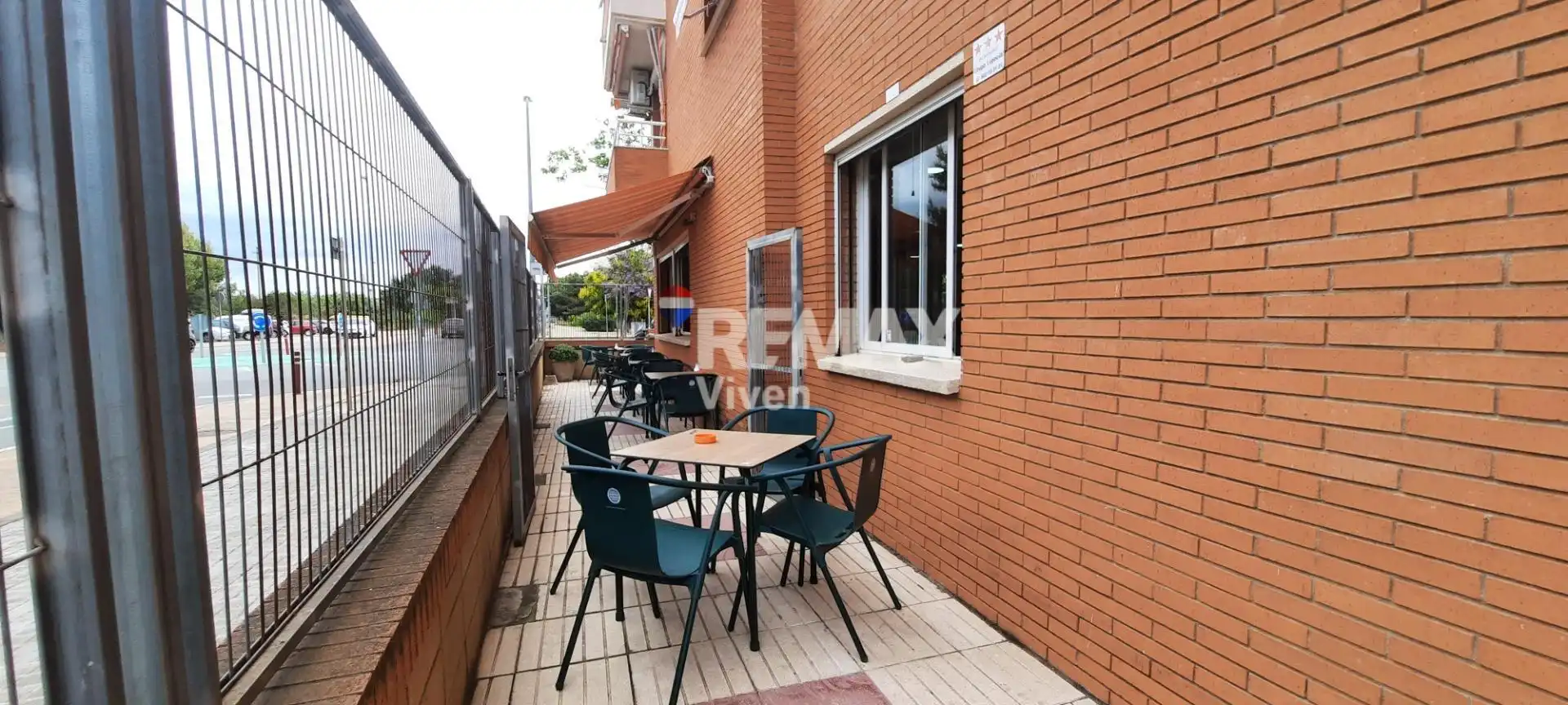 Terrasse von Geschaftsraum zum Verkauf in Vilanova i la Geltrú mit Klimaanlage
