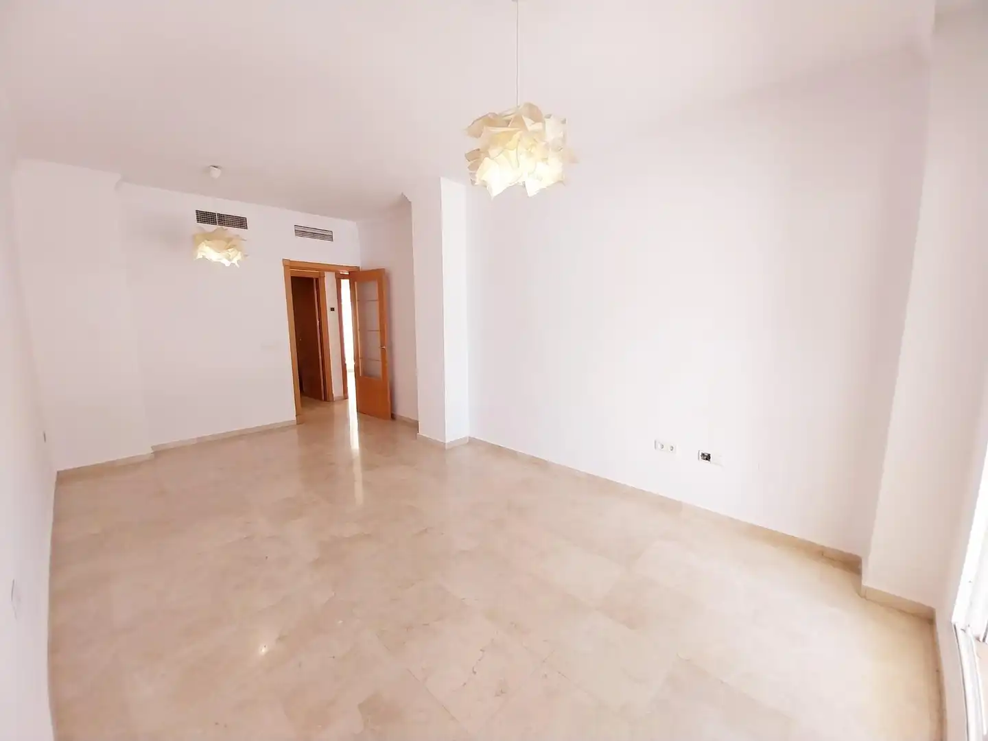 Ground floor for sale in Benalmádena  with Air Conditioner, Heating and Private garden