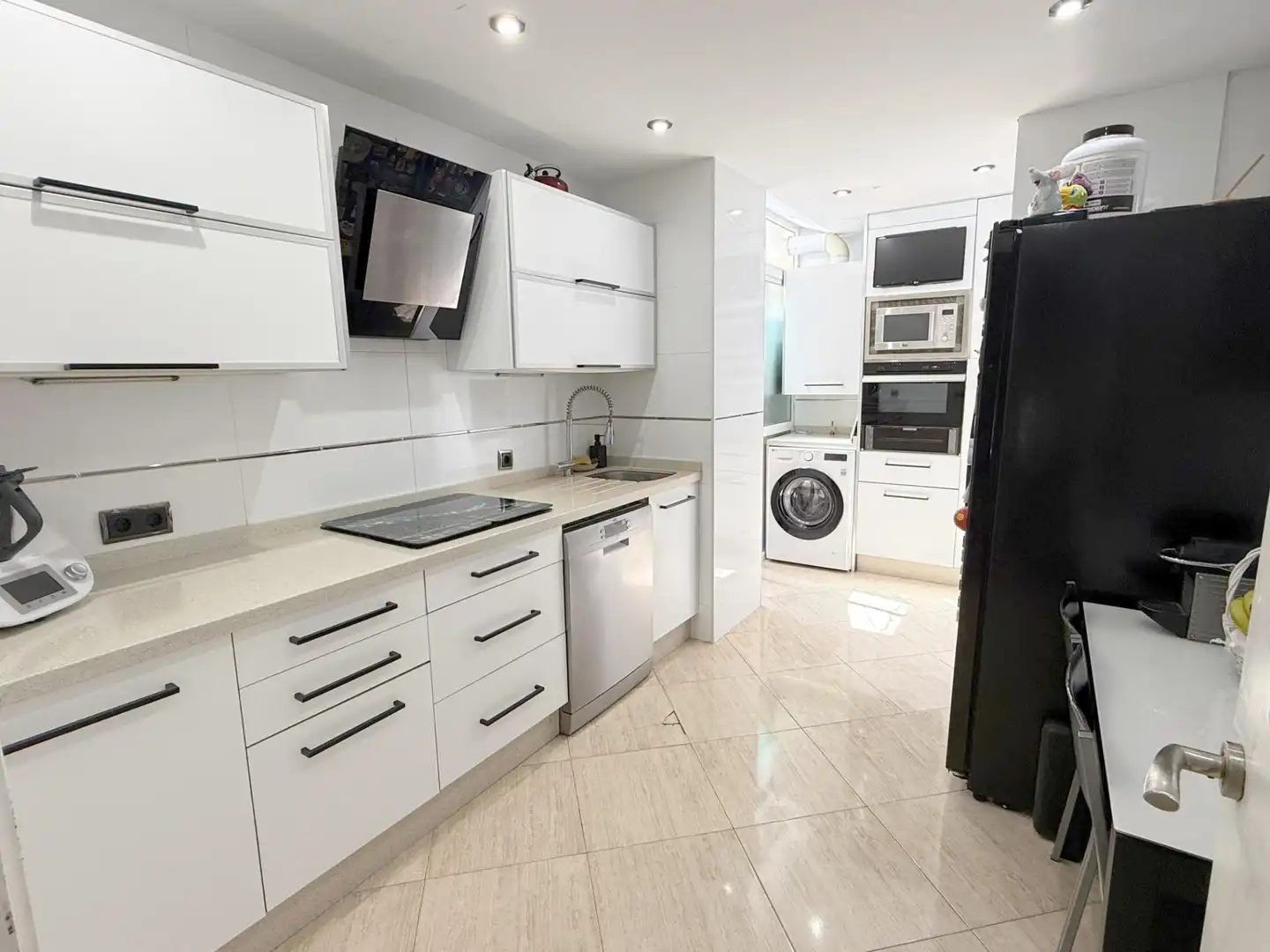 Kitchen of Flat for sale in Málaga  with Air Conditioner, Heating and Private garden