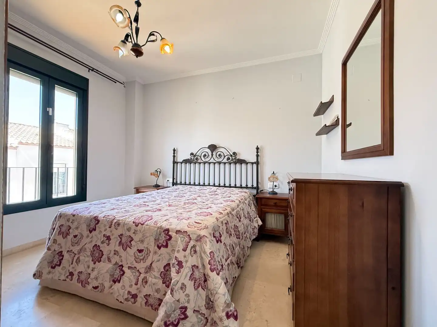 Habitación de Casa adosada en venta en Aljaraque con Trastero y Amueblado
