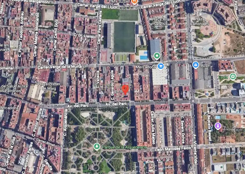Vista exterior de Casa o xalet en venda en Casc Urbà