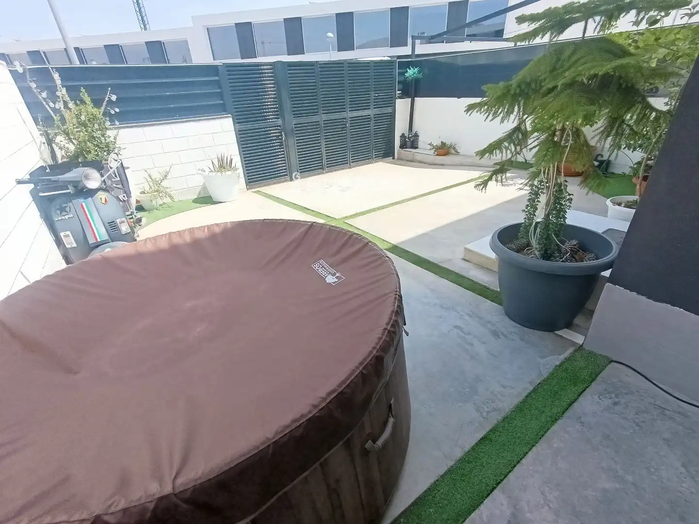 Casa aparellada amb piscina en venda a Chipre, imagen 36