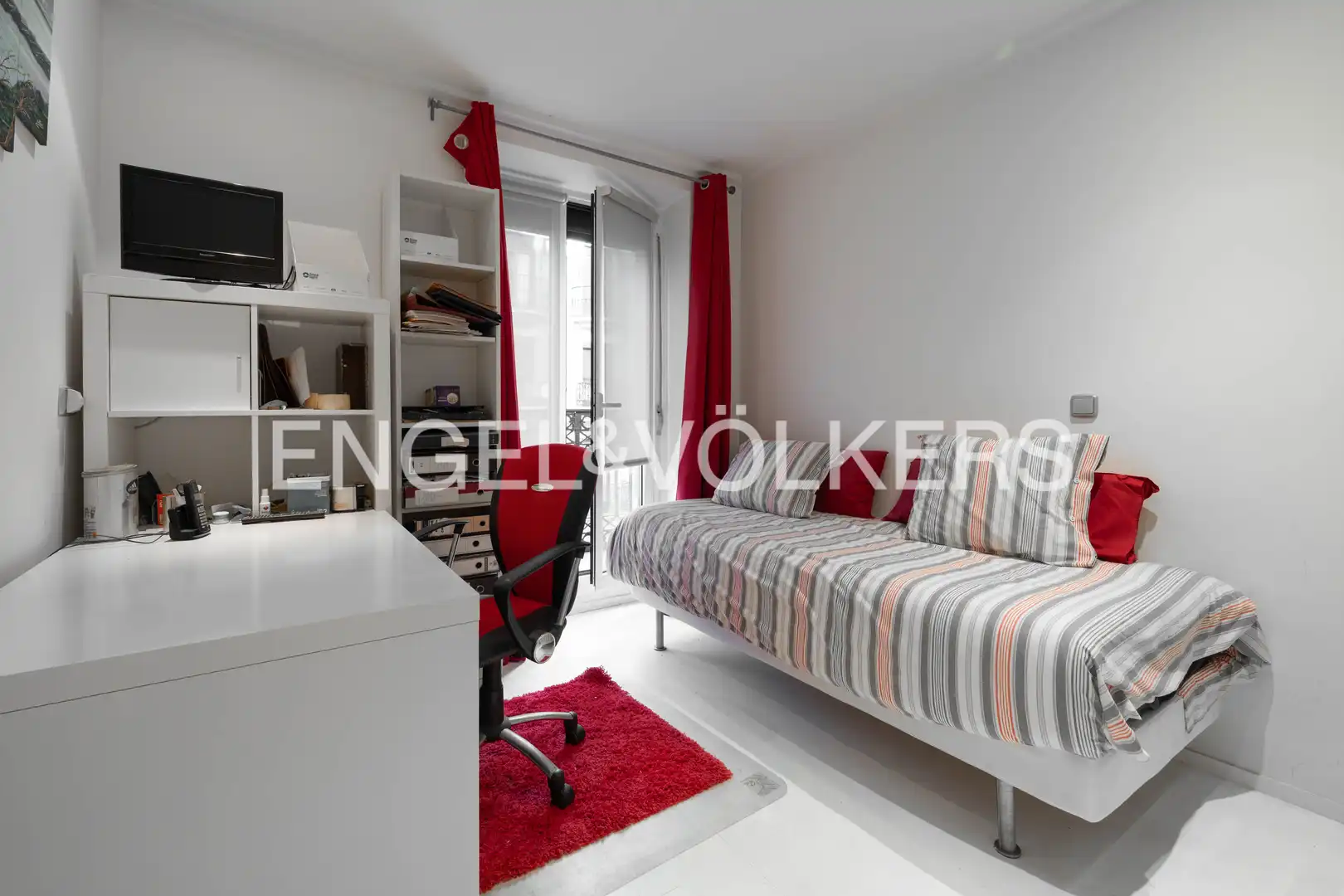 Bedroom of Flat for sale in Donostia - San Sebastián   with Heating and Balcony
