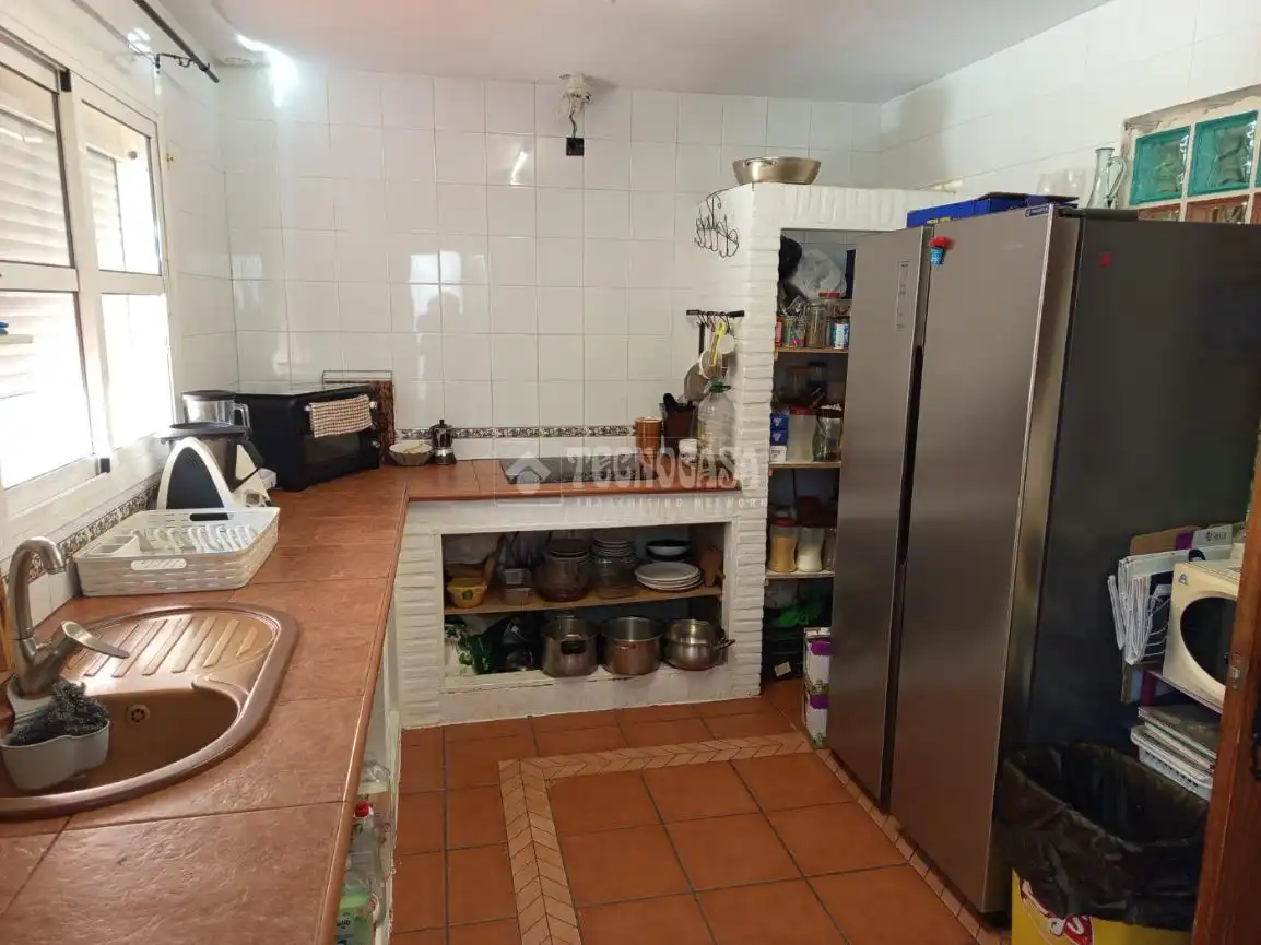 Kitchen of Detached homes for sale in San Roque