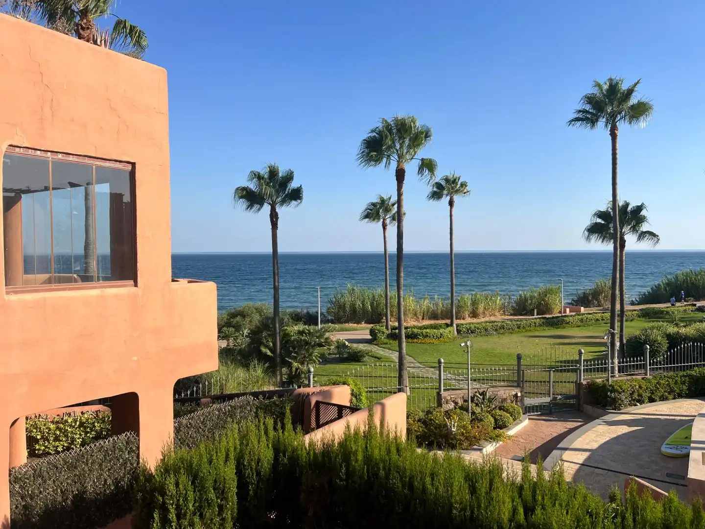 Exterior view of Flat for sale in Estepona  with Air Conditioner, Private garden and Terrace