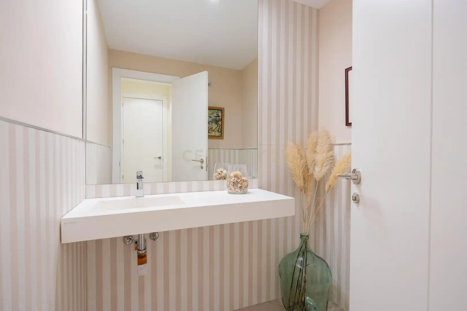 Baño de Apartamento en venta en Madrid con Piscina