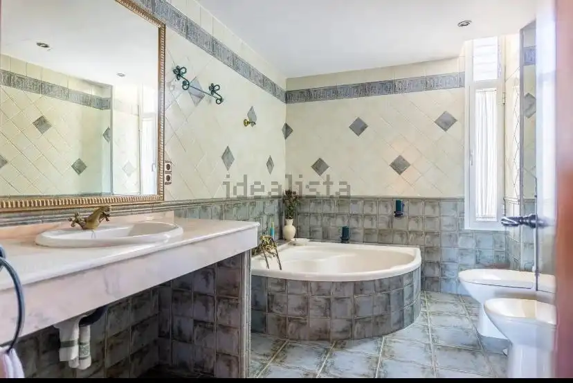 Baño de Casa o chalet en venta en Olivares con Aire acondicionado, Calefacción y Jardín privado