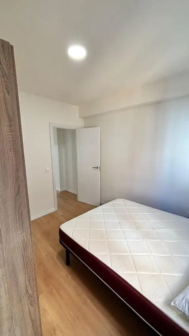 Bedroom of Flat for sale in Sevilla  with Air Conditioner, Terrace and Furnished
