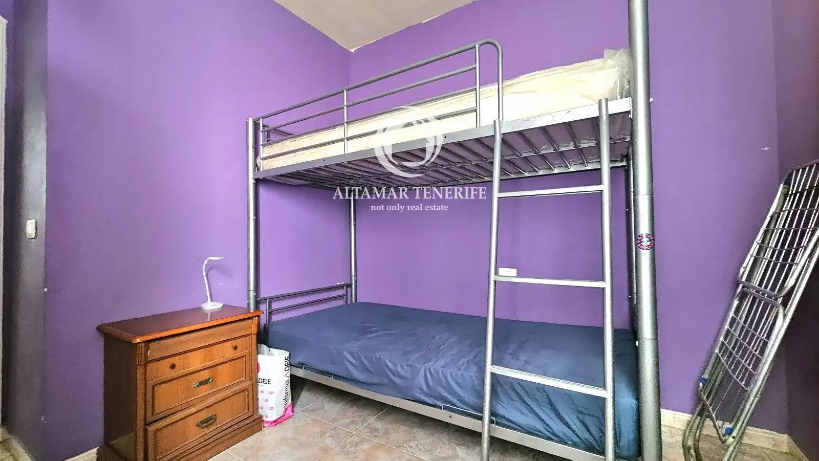 Dormitori de Apartament en venda en Guía de Isora amb Traster i Moblat