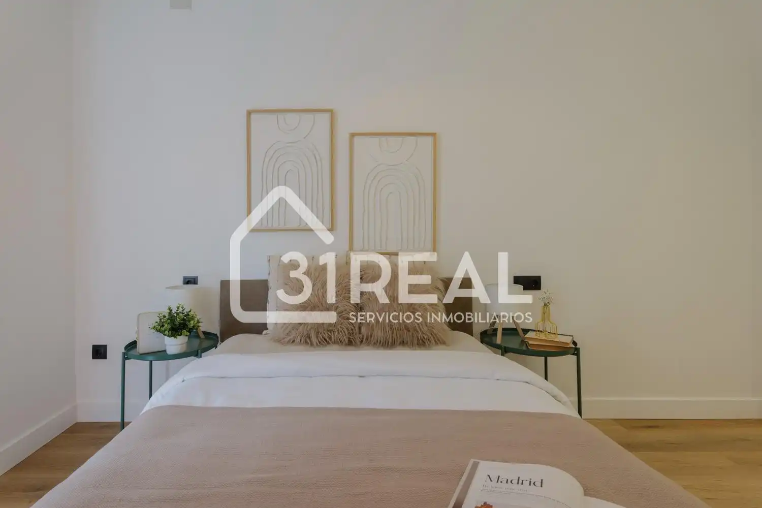 Bedroom of Flat for sale in Madrid  with Heating and Furnished