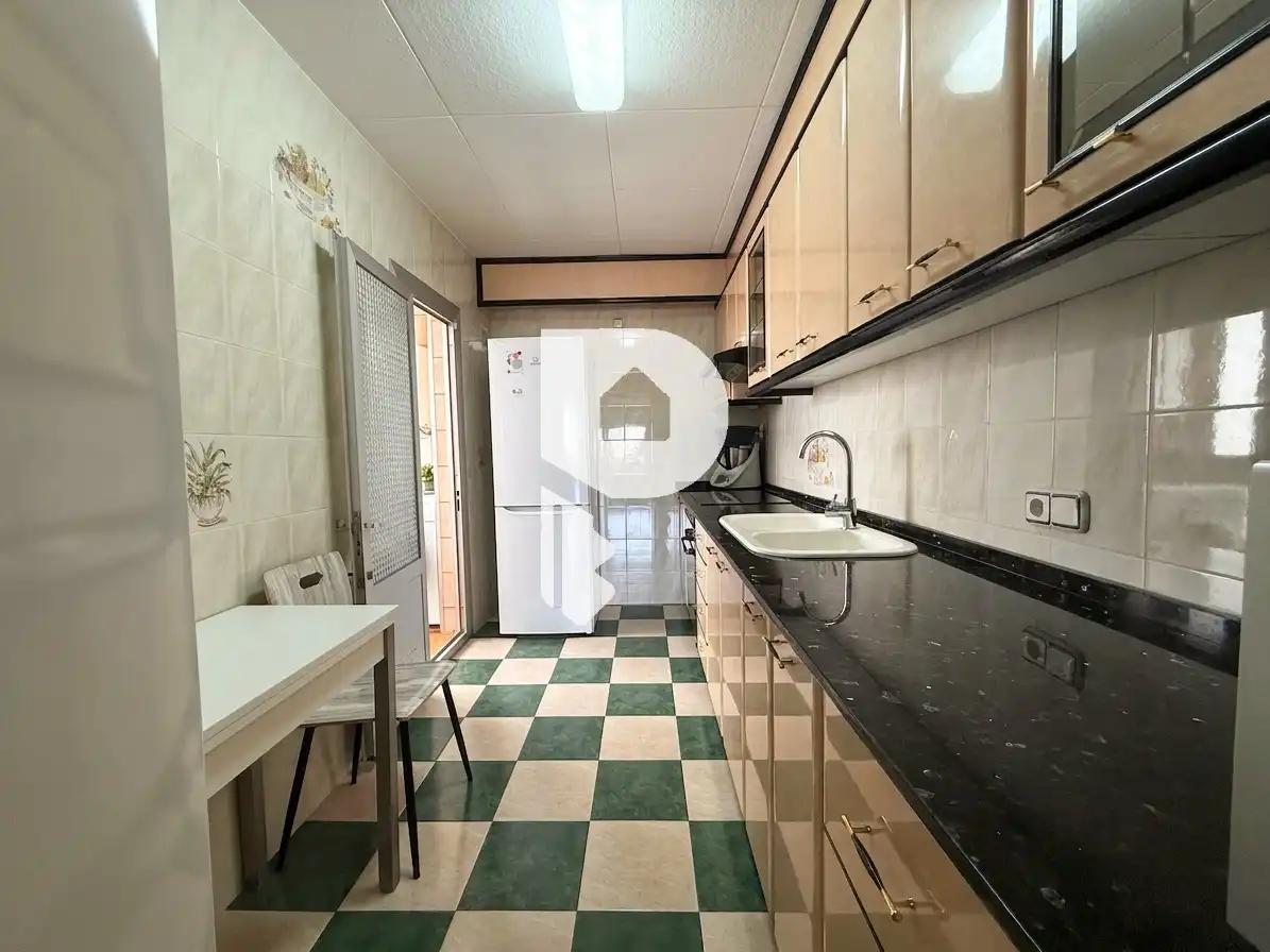 Kitchen of Flat for sale in Sant Vicenç Dels Horts  with Air Conditioner, Heating and Terrace
