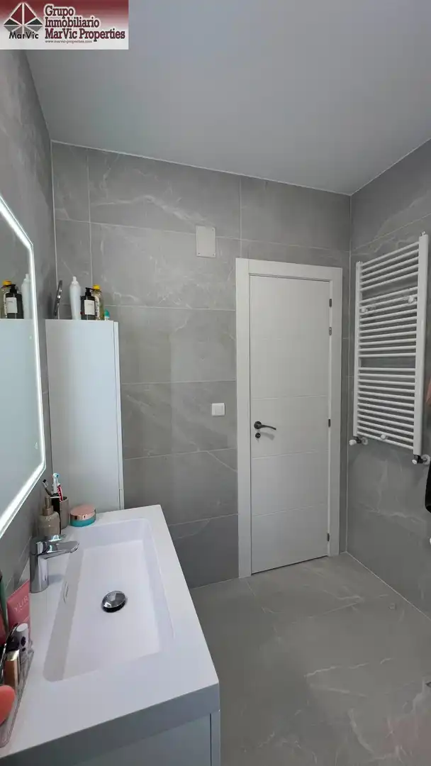 Baño de Casa o chalet en venta en Benidorm con Aire acondicionado, Terraza y Piscina
