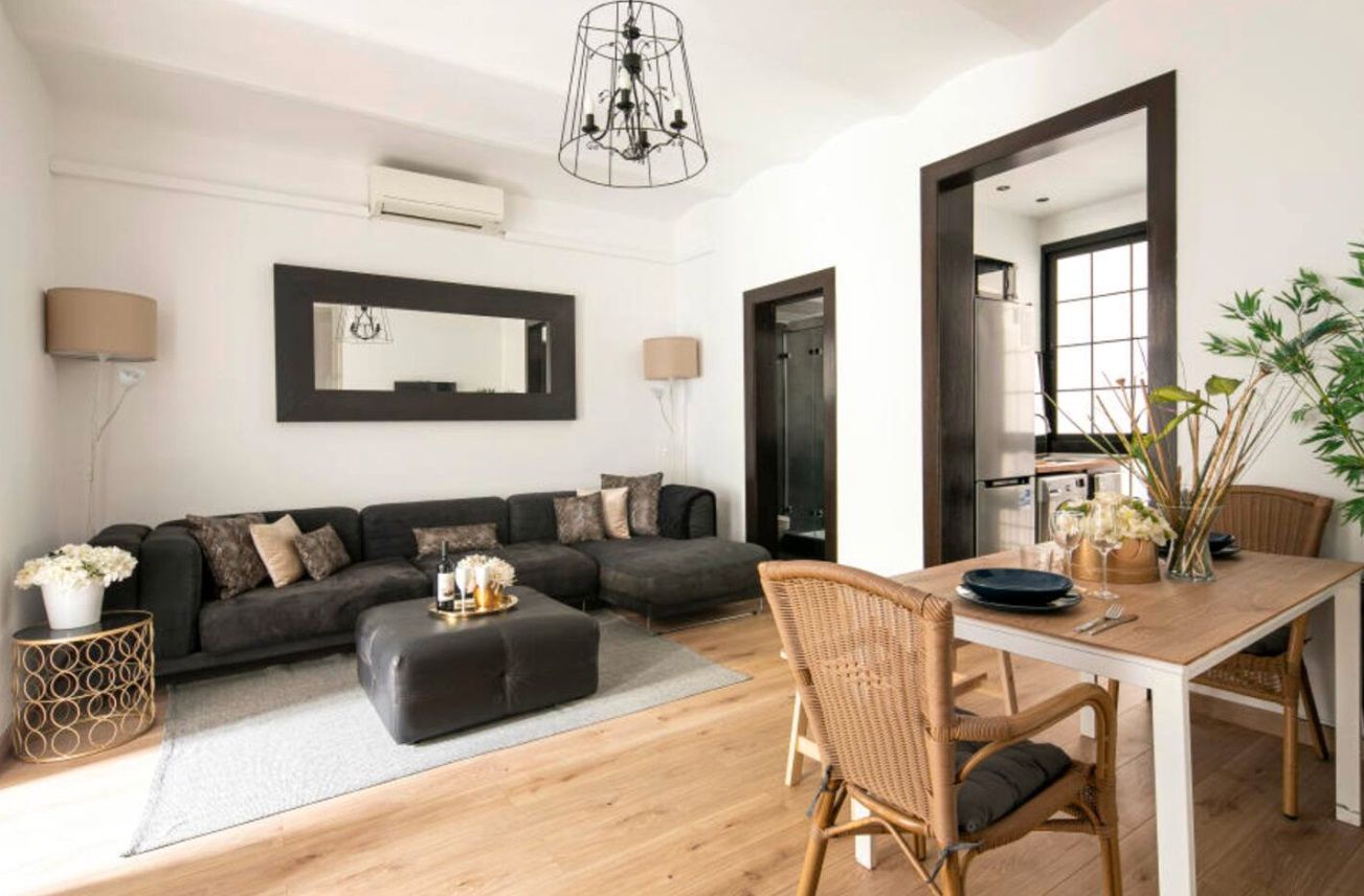 Living room of Apartment to rent in  Barcelona Capital  with Air Conditioner, Heating and Parquet flooring