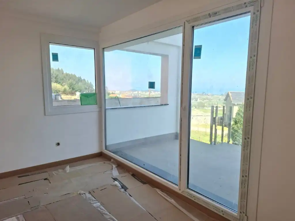 Terrassa de Casa o xalet en venda en Foz amb Jardí privat, Terrassa i Traster