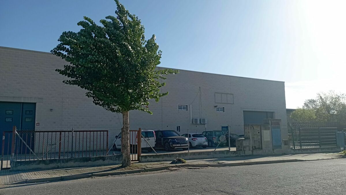 Vista exterior de Nau industrial en venda en Sant Feliu de Buixalleu