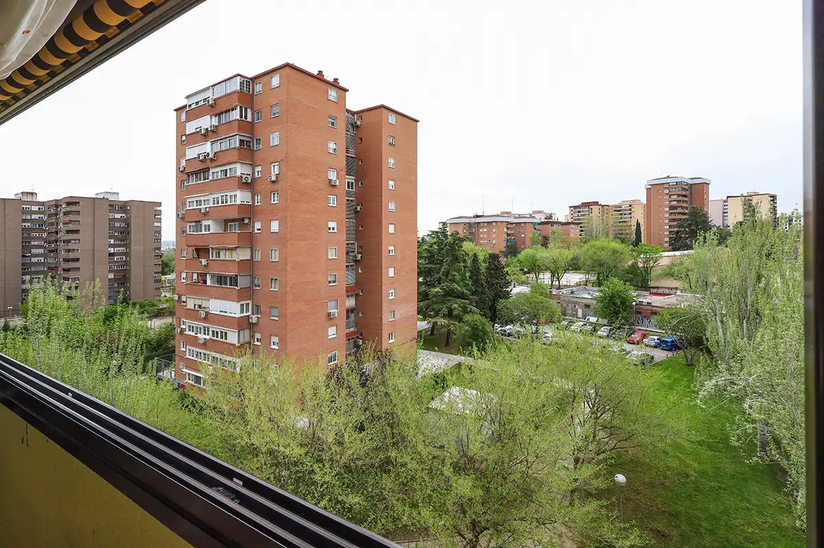 Terraza de Piso en venta en Coslada con Calefacción, Horno y Lavadora