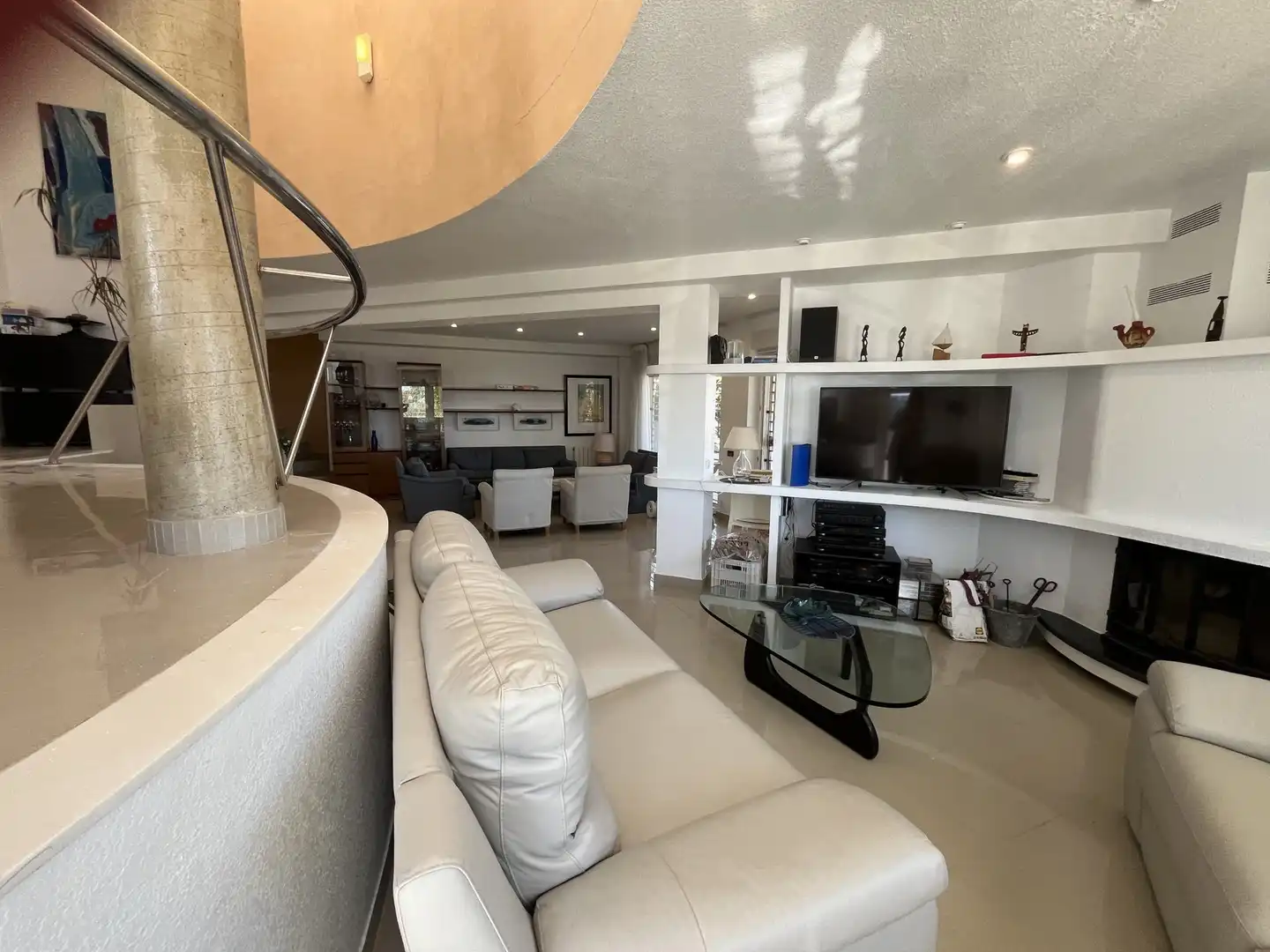 Sala d'estar de Casa o xalet en venda en Orihuela amb Jardí privat, Terrassa i Piscina