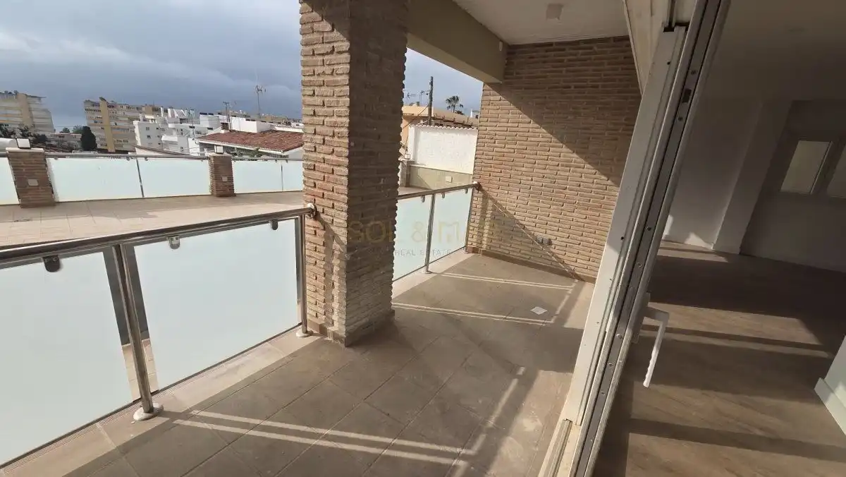 Dúplex amb terrassa en venda a Montemar, imagen 50