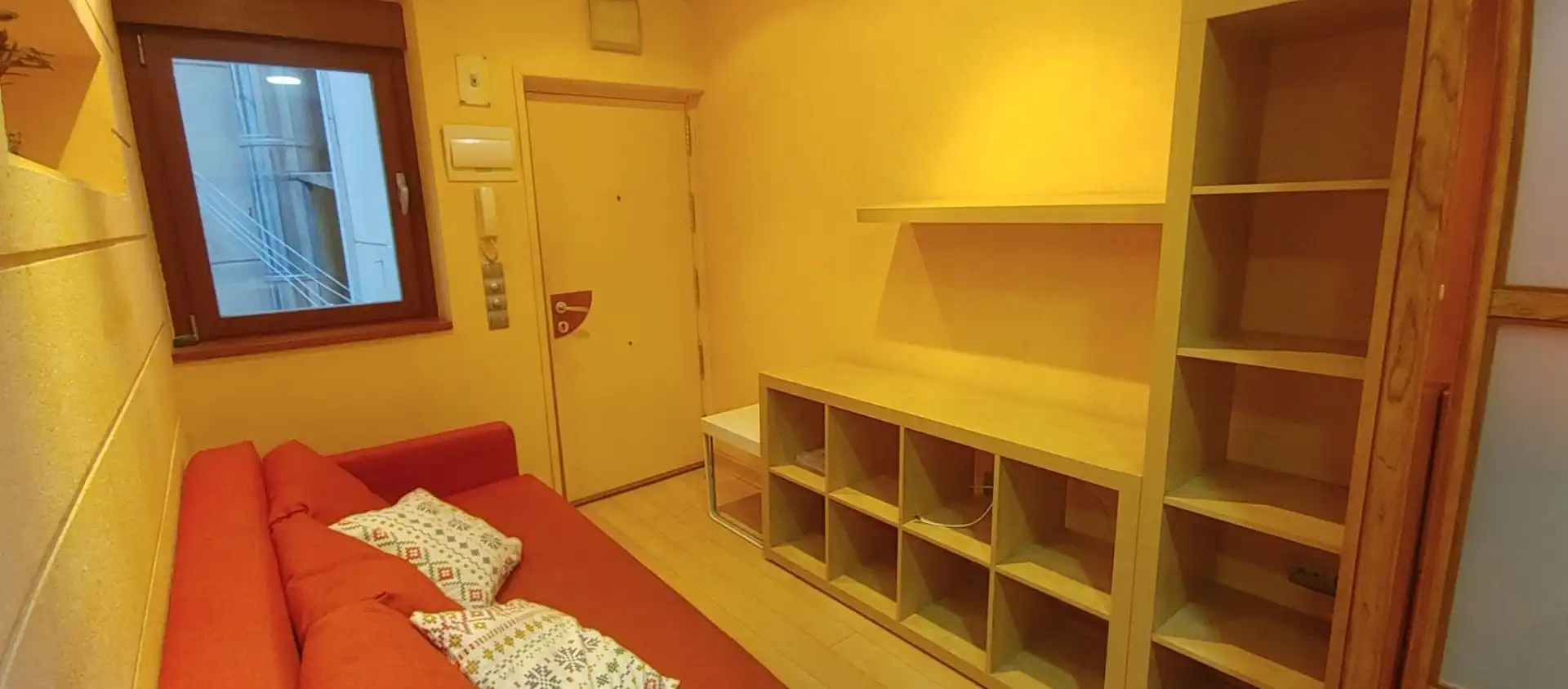 Study for rent in DE LA PRINCESA, Universidad - Malasaña