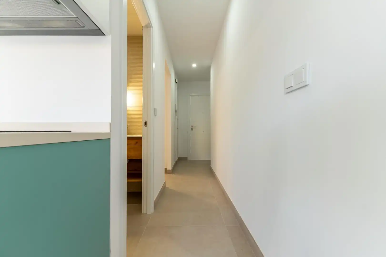 Apartamento con piscina en venta en La Carihuela - Los Nidos, imagen 5