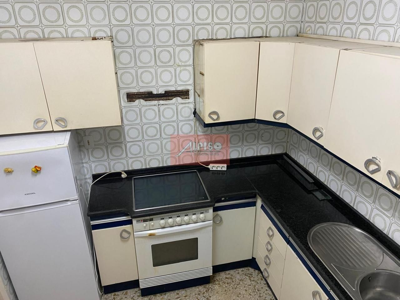 Kitchen of Flat for sale in Ourense Capital   with Heating and Terrace