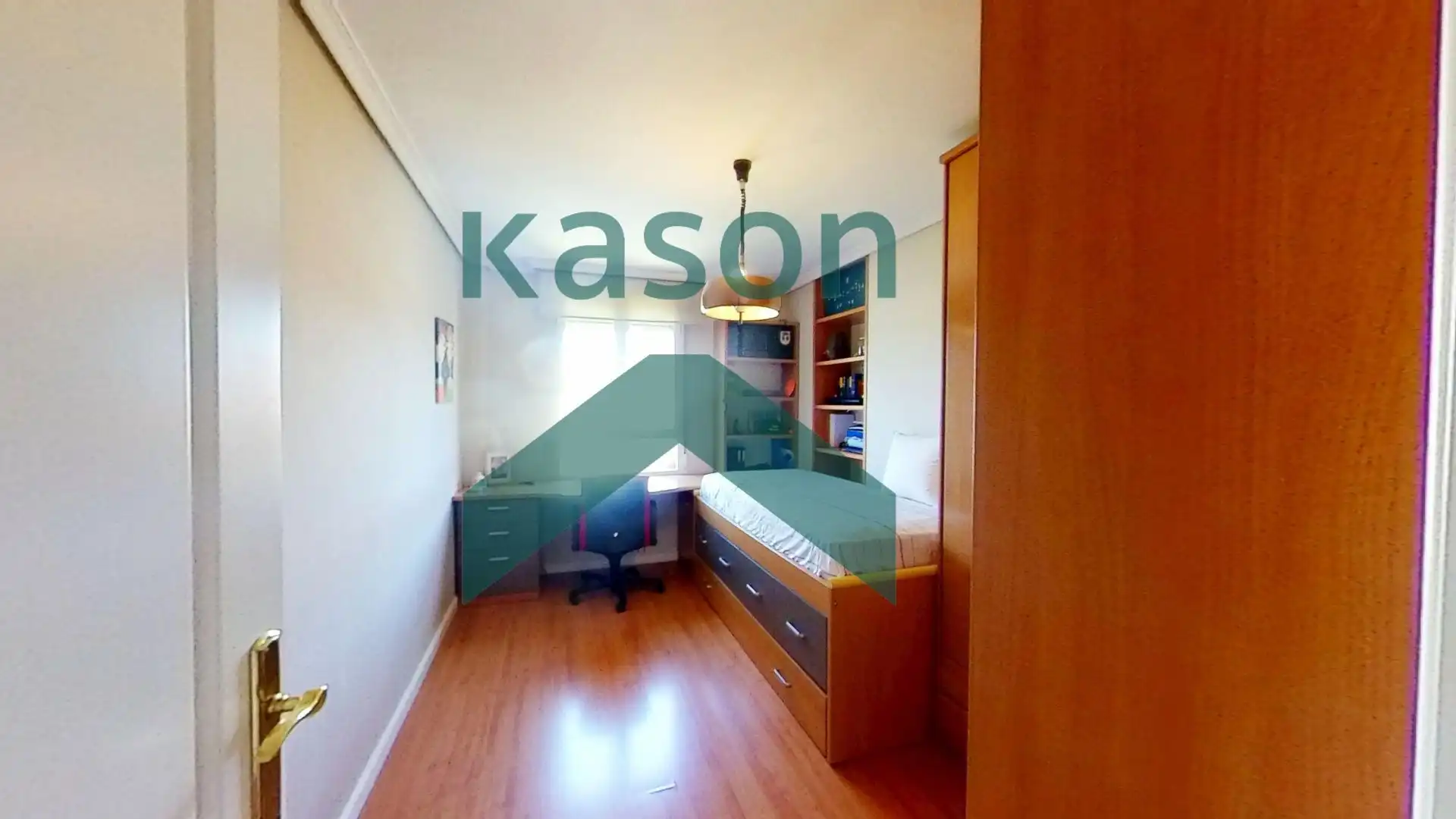 Bedroom of Flat for sale in Madrid  with Heating and Storage room