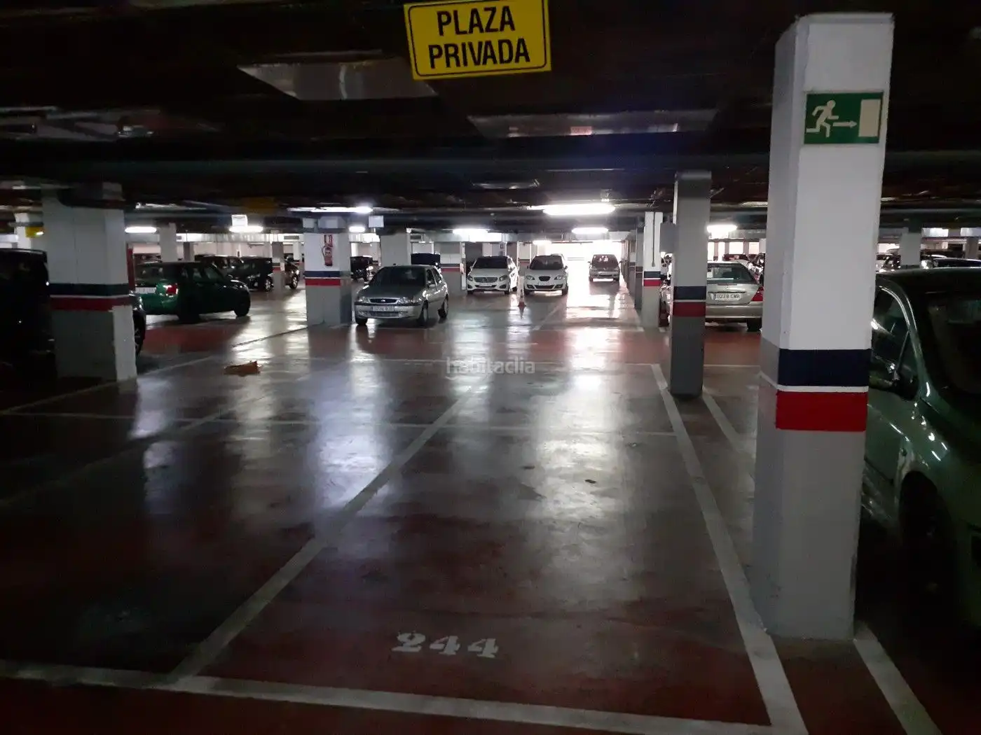 Parkplatz zur Miete in Calle Castillo de Olvera 7, imagen 4