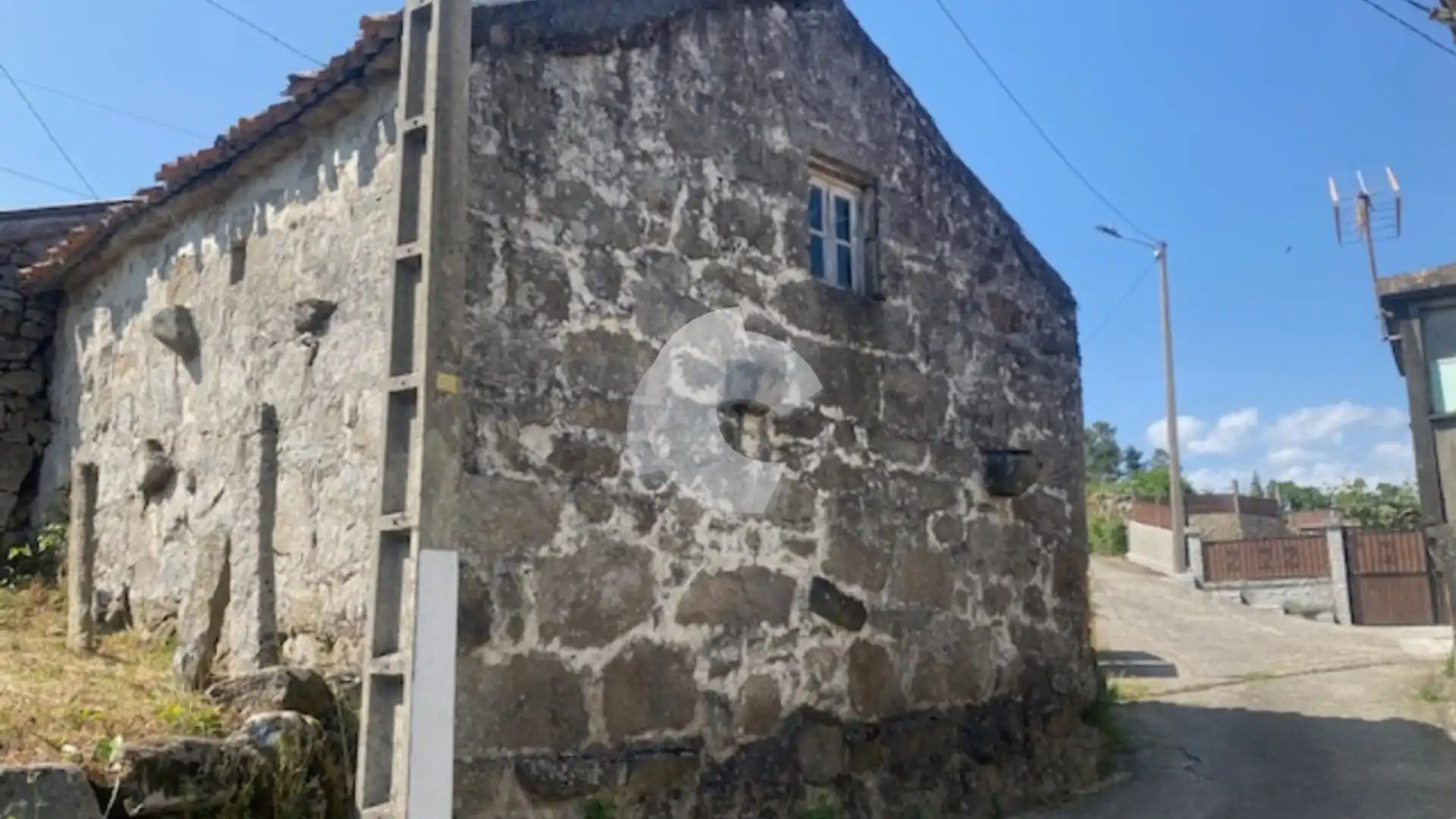 Vista exterior de Casa adosada en venta en Lobios con Jardín privado