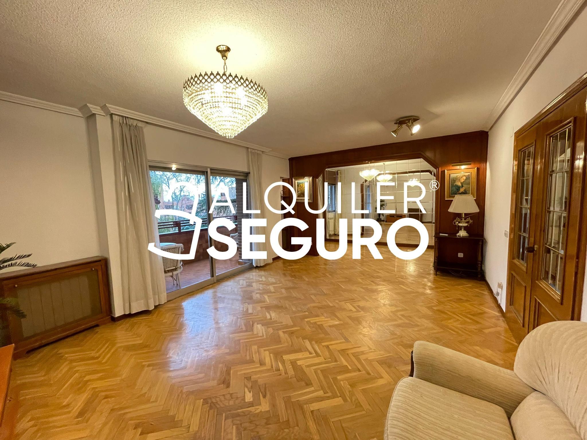 Piso de alquiler en de Fernando Delgado, Vista Alegre