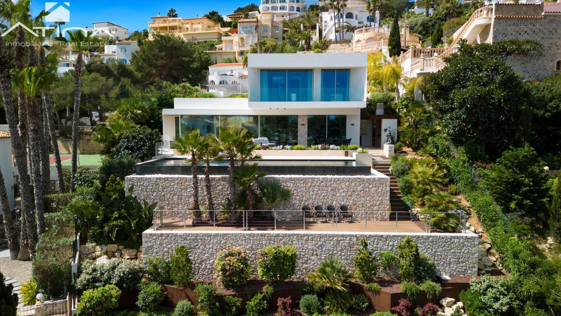 Vista exterior de Casa o xalet en venda en Jávea / Xàbia amb Aire condicionat, Jardí privat i Terrassa
