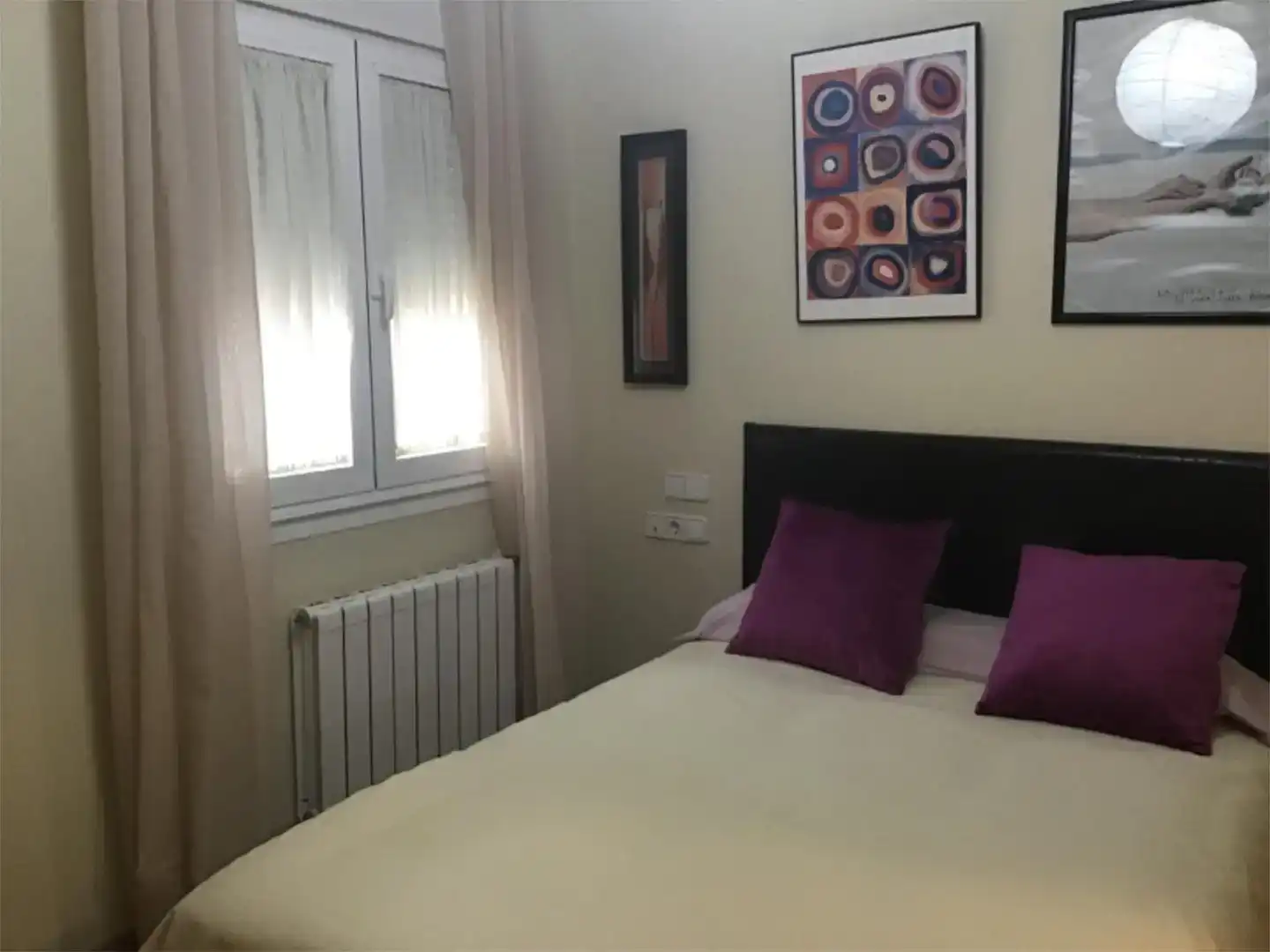 Habitación de Piso para compartir en Almendralejo con Aire acondicionado, Parquet y Amueblado