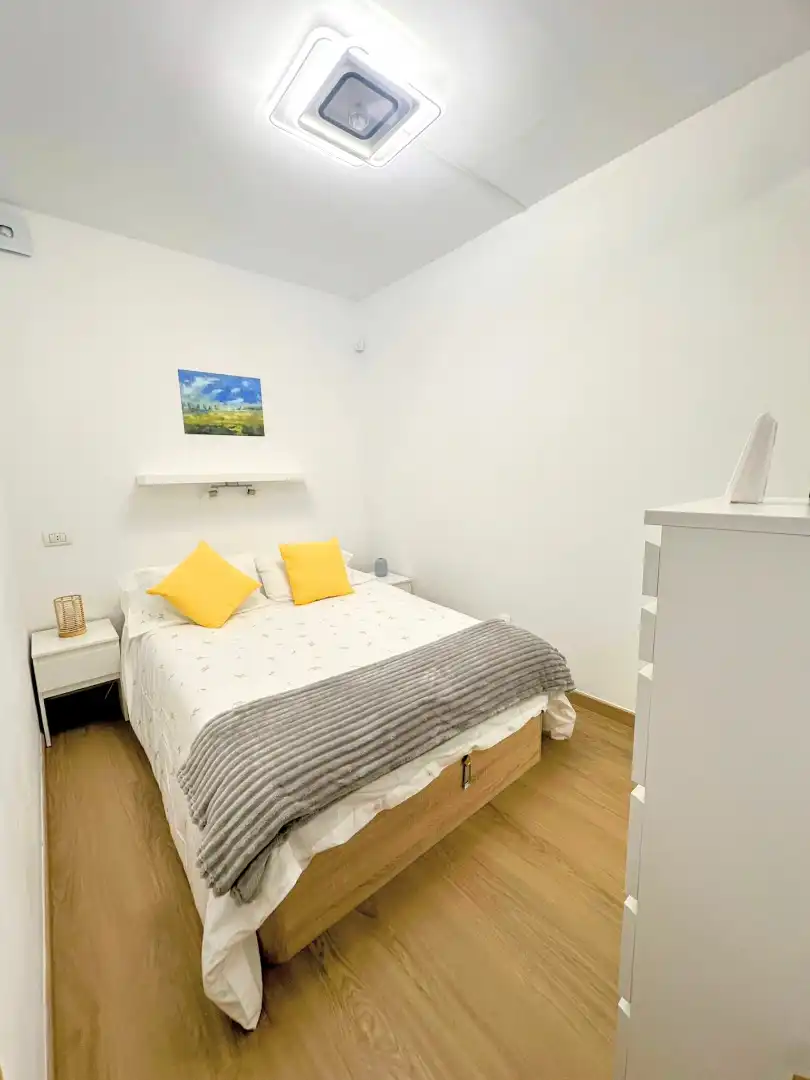 Schlafzimmer von Wohnung zum Verkauf in Arona mit Privatgarten, Terrasse und Möbliert