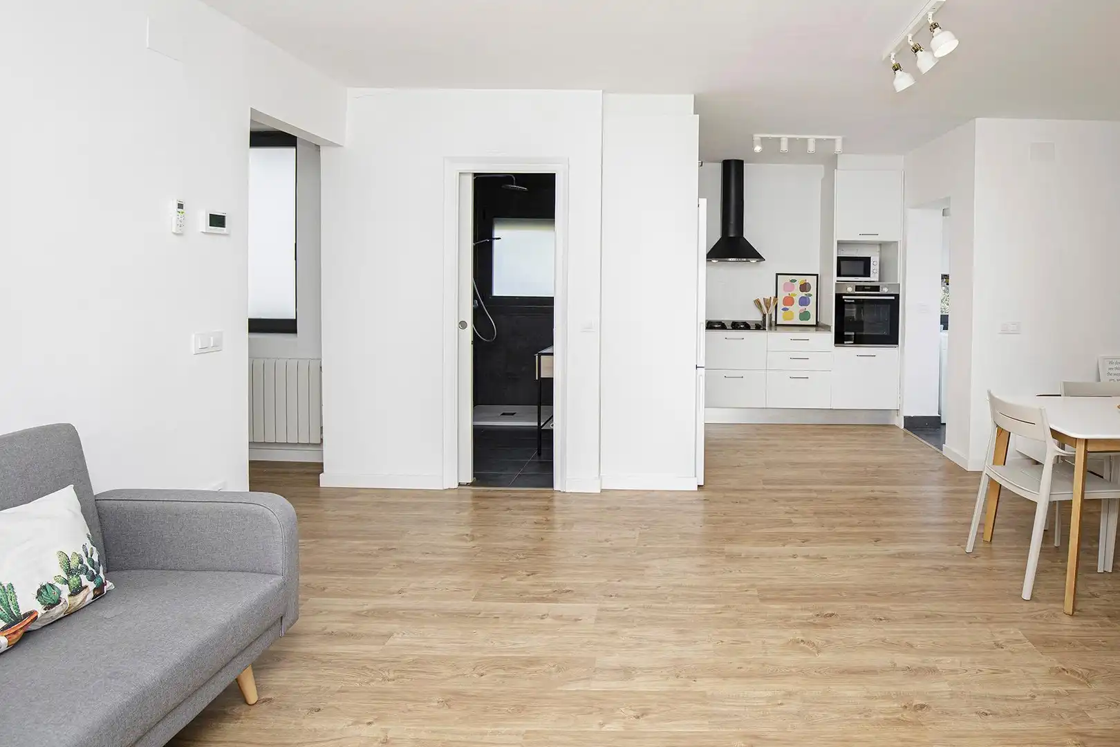 Wohnung zur Miete in Sant Martí de Llémena mit Klimaanlage, Privatgarten und Terrasse