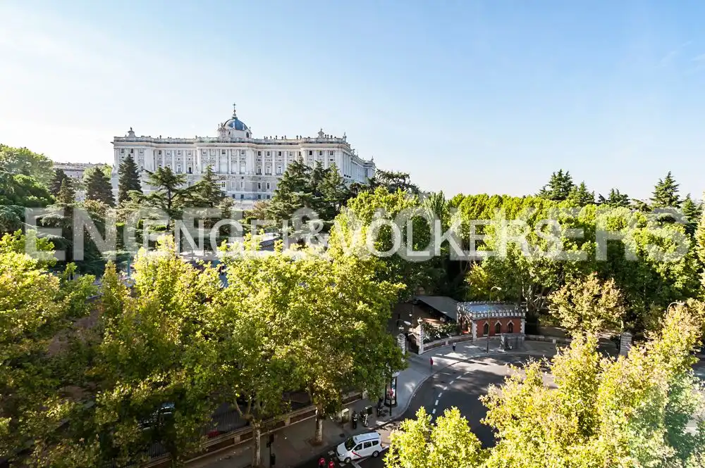 Vista exterior de Pis de lloguer en Madrid amb Aire condicionat, Calefacció i Parquet
