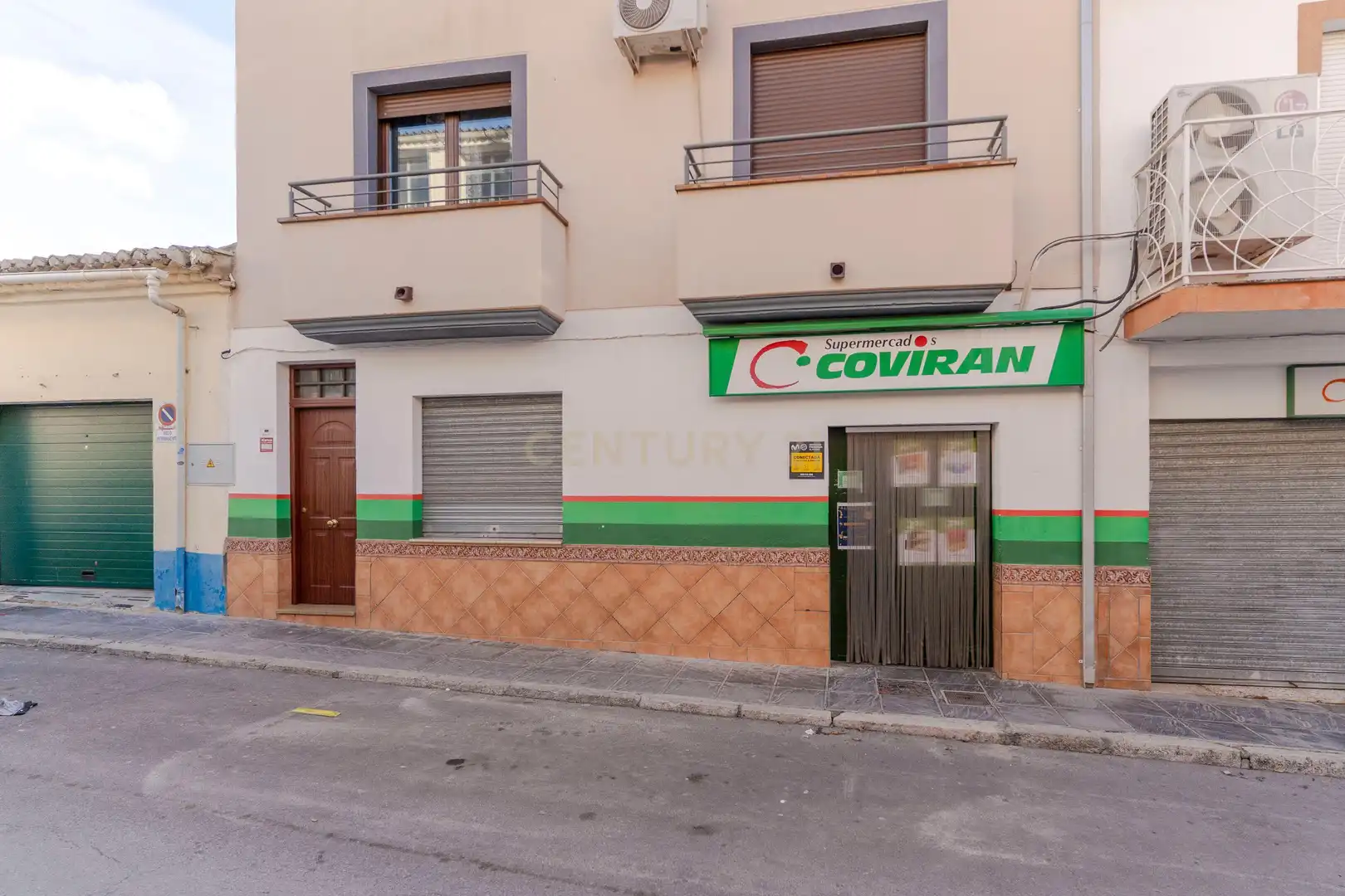 Local en venda en Güevéjar