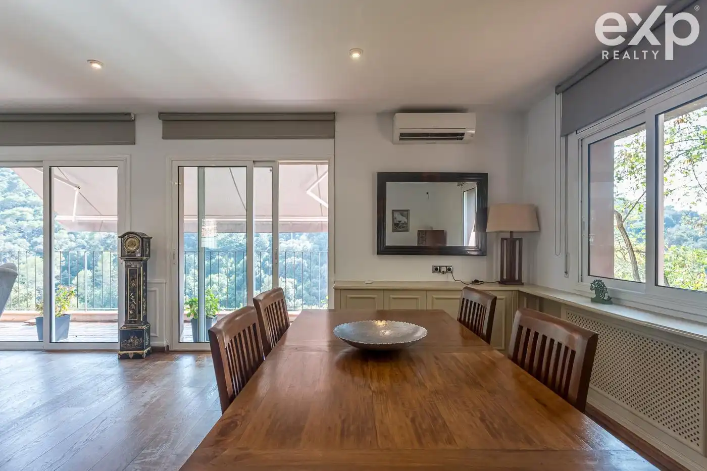 Comedor de Casa o chalet en venta en Barcelona con Parquet y Terraza