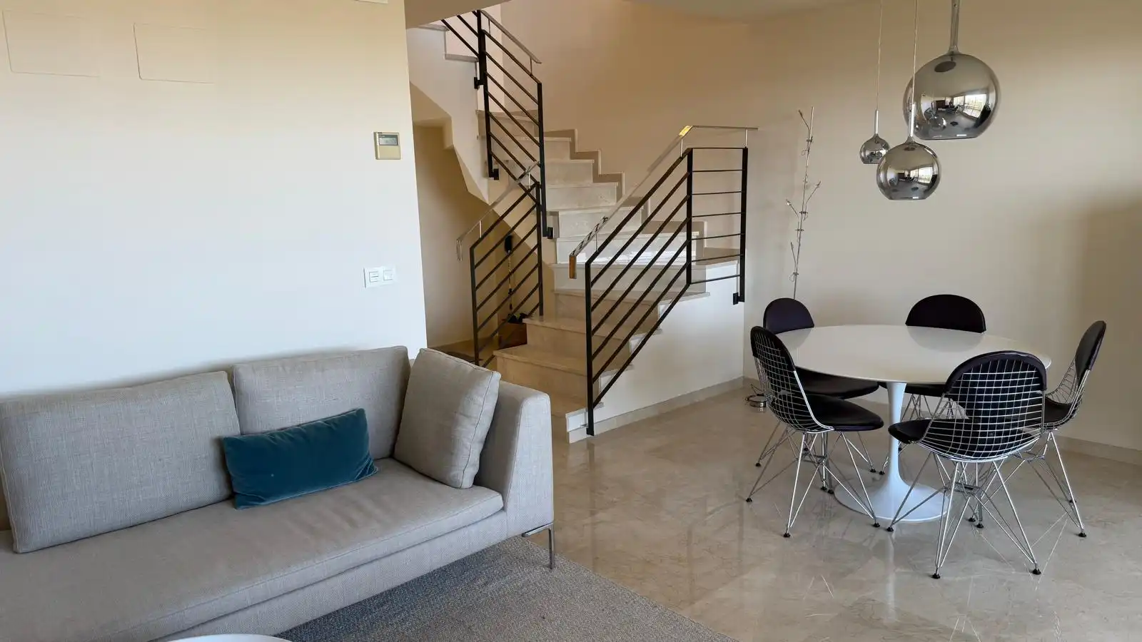 Dúplex con piscina en venta en Golf Bahía, imagen 13