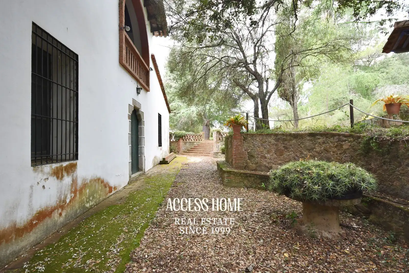 Außenansicht von Country house zum Verkauf in Argentona mit Heizung