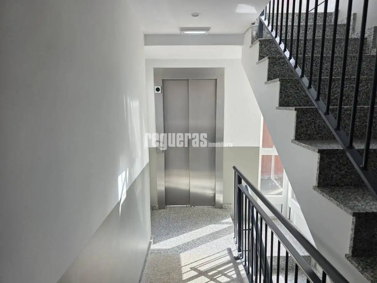 Flat for sale in Avilés  with Heating, Parquet flooring and Furnished