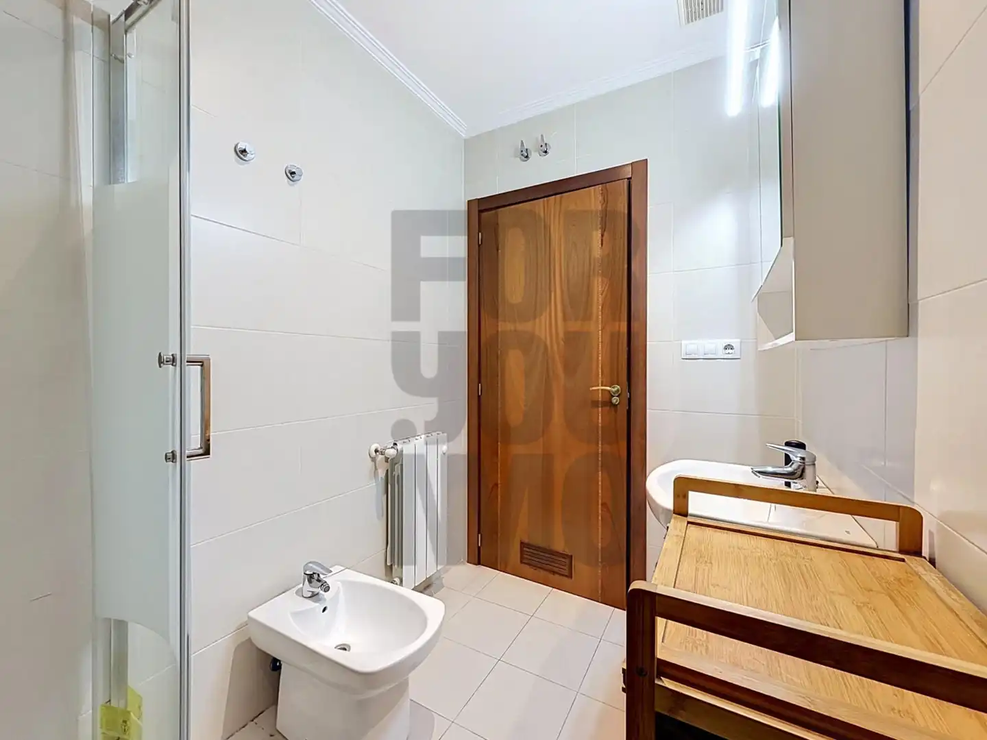 Baño de Piso en venta en Irun  con Calefacción, Trastero y Balcón