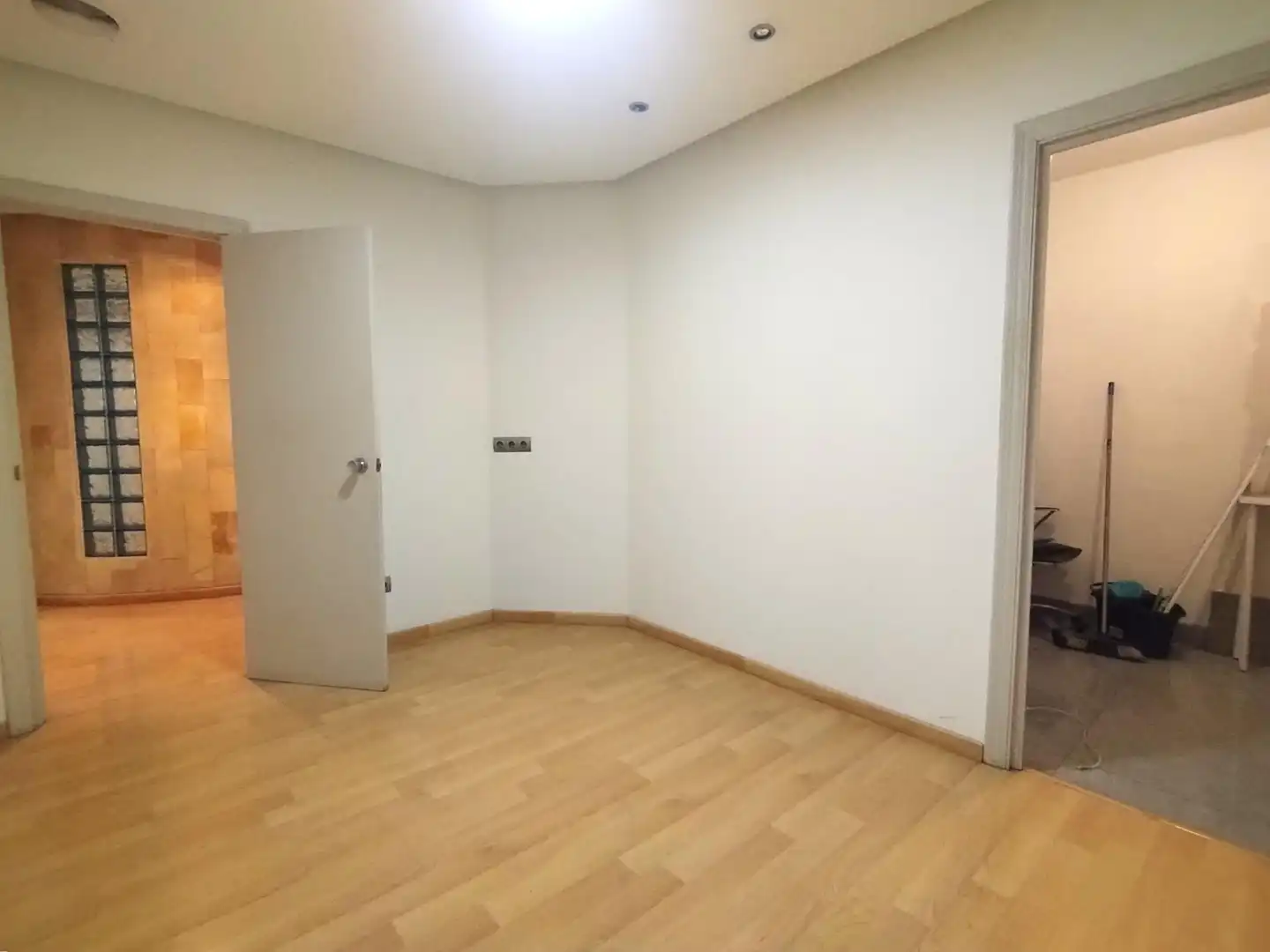 Büro mit Aufzug zur Miete in Avenida de Maisonnave, imagen 9