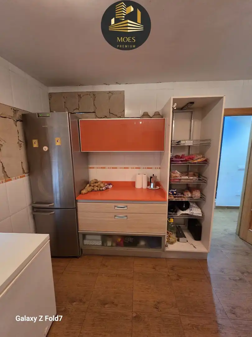 Cuina de Casa o xalet en venda en Jaén amb Aire condicionat, Calefacció i Terrassa