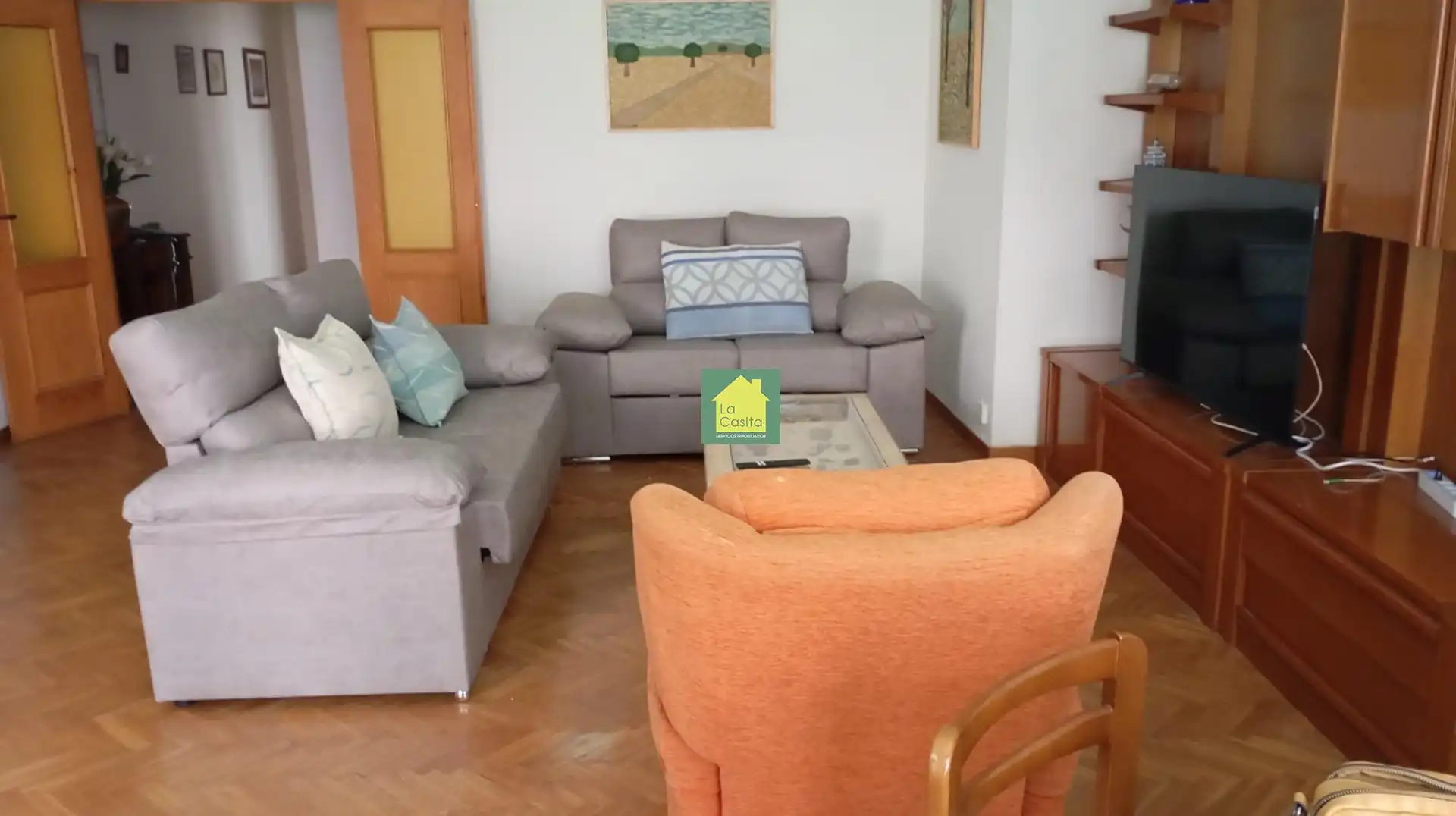 Living room of Flat for rent in  Albacete Capital  with Parquet flooring, Furnished and Balcony