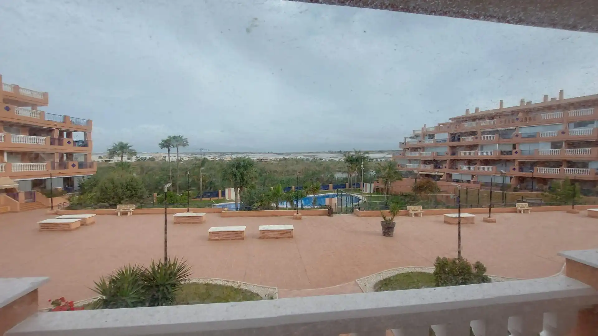 Jardín de Piso de alquiler en El Ejido con Aire acondicionado, Amueblado y Piscina comunitaria
