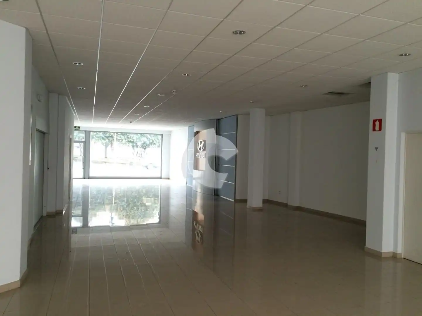 Local en venta en Oleiros
