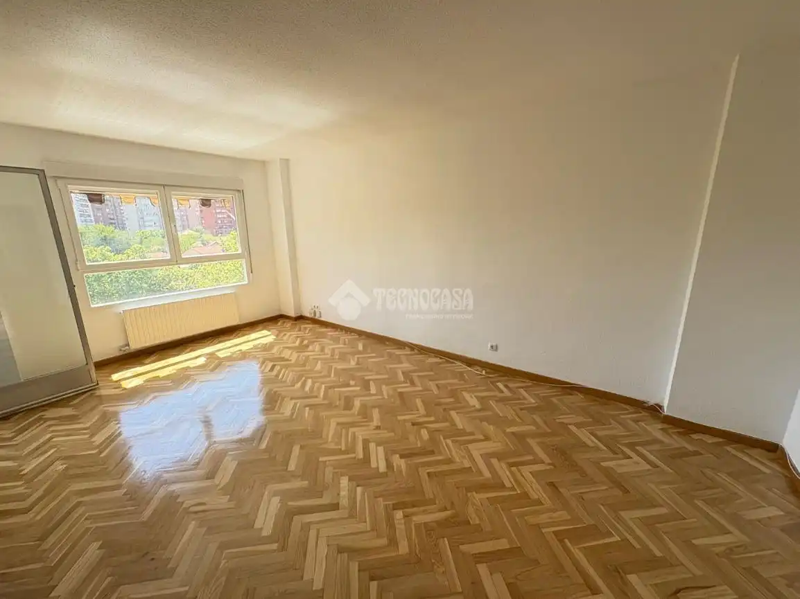 Appartamento con piscina in affitto a Chamartín, imagen 6