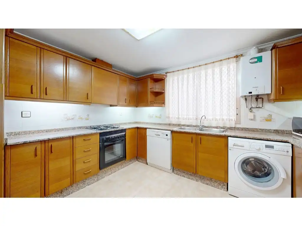 Flat for sale in Exposició