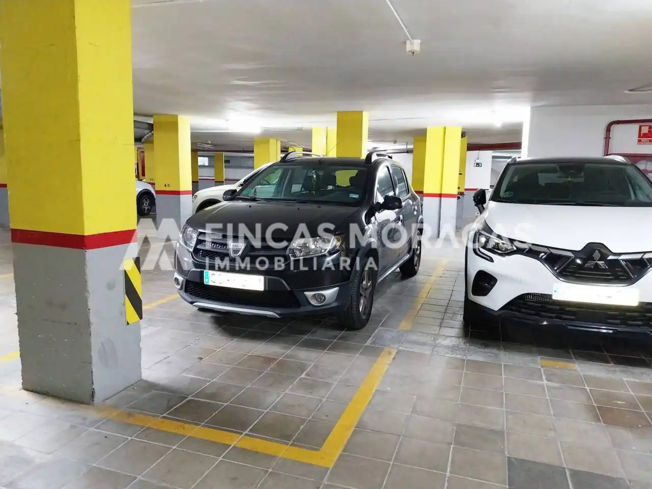 Aparcament de Garatge en venda en Sant Cugat del Vallès amb Alarma