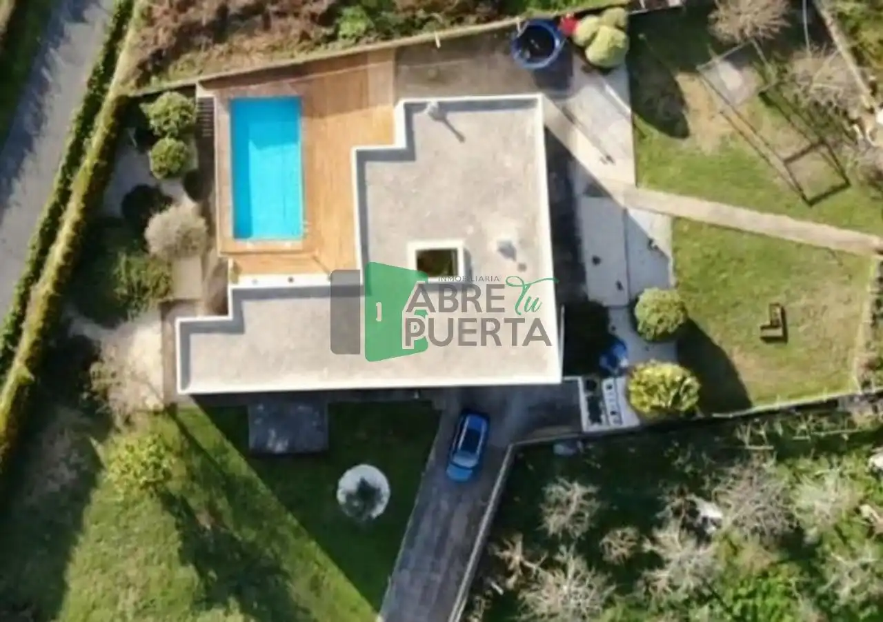 Houses for sale in A Merca